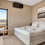 Lyngvaer Seabreeze - Jacuzzi & Sauna - No 29 * Kleppstad