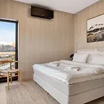 Lyngvaer Seabreeze - Jacuzzi & Sauna - No 29 Hébergement de vacances