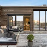 Lyngvaer Seabreeze - Jacuzzi & Sauna - No 29 Casa de Férias Kleppstad