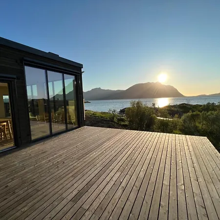 Sentralt I Lofoten Ferienhaus