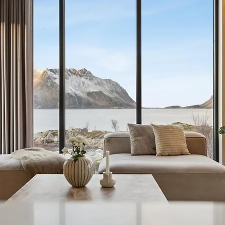 Sentralt I Lofoten Holiday home Kleppstad