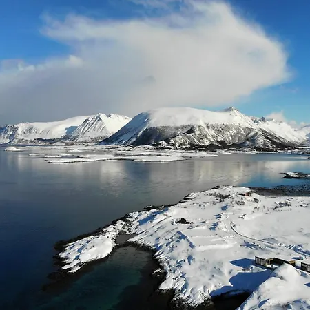 Lyngvaer Seabreeze - Jacuzzi & Sauna - No 29 Feriehus