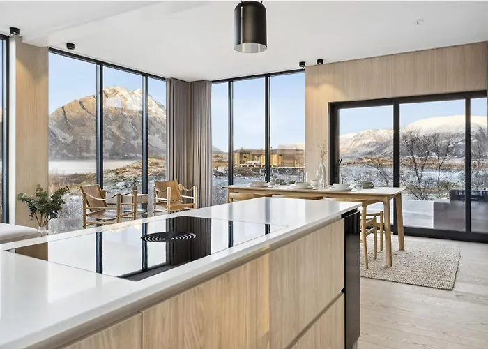 Сasa de vacaciones Lyngvaer Seabreeze - Jacuzzi & Sauna - No 29 Kleppstad