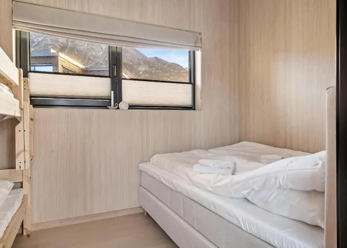 Lyngvaer Seabreeze - Jacuzzi & Sauna - No 29 Сasa de vacaciones *