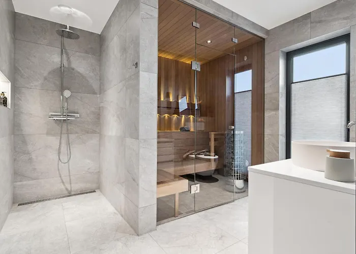 Lyngvaer Seabreeze - Jacuzzi & Sauna - No 29 * Kleppstad