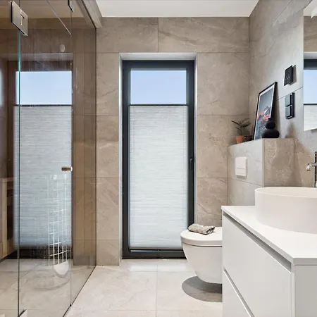 펜션 Sentralt I Lofoten *